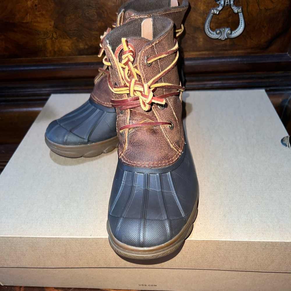 Sperry duck boots